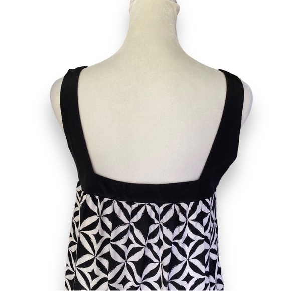 WHBM Black and White Silk Mod Geometric Print Mini Shift Dress Size 2 - Picture 6 of 11